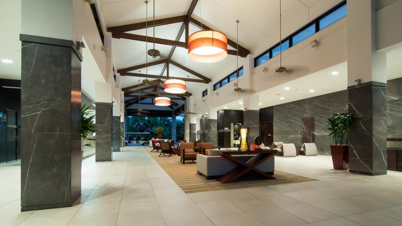 Luxury Apartments At Temple Resort And Spa Port Douglas Bagian luar foto